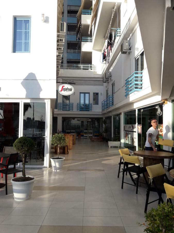 Meni'S Family Apartament Saranda Dış mekan fotoğraf